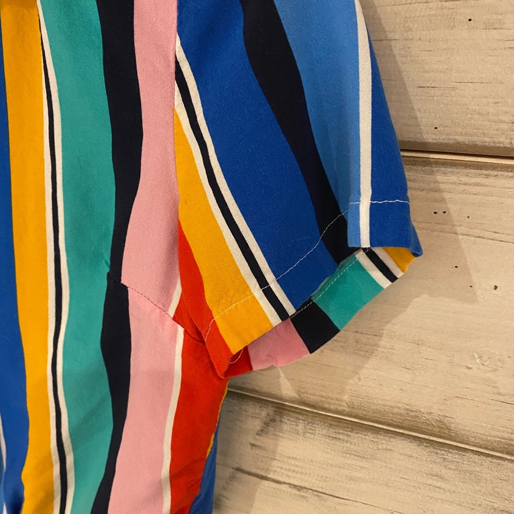🚩 SOLD- Colorful striped crop top with buttons and tie - Picture 4 of 6